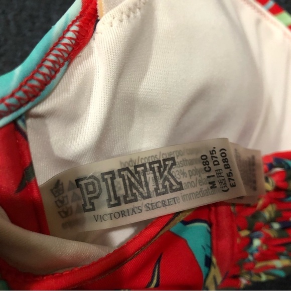 PINK Victoria’s Secret Red & Green Leaf Print Crisscross Bikini Top Size Medium - Picture 7 of 7